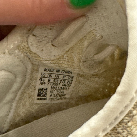 Size 9.5 - adidas Yeezy Boost 350 V2 Natural - Picture 5 of 5